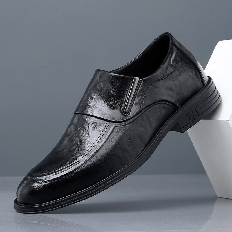 Slip-on Comfort And Casual Men's Shoes Product information: Color: Black, Brown Size: 38, 39, 40, 41, 42, 43, 44 Sole material: rubber Shoe Upper material: Cowhide Size: Packing list: A pair of leather shoes Product Image: Slip-on Comfort And Casual Men's