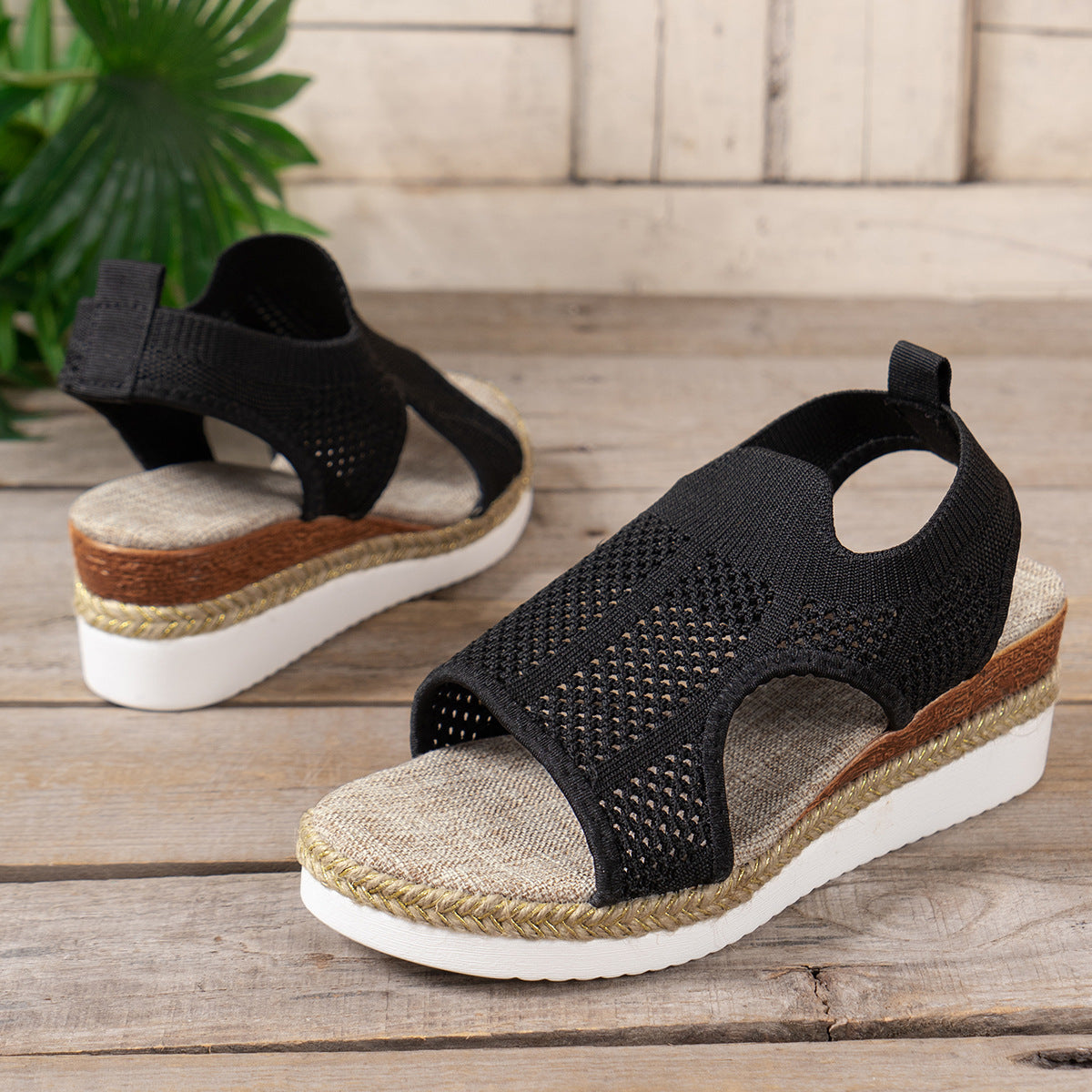 New Hollow Wedges Sandals Summer Fly Woven Breathable Mesh Shoes For Women Peep-Toe Sandals Product information: Color:Beige,Black,Khaki Size:36,37,38,39,40,41,42,43 Upper material: patent leather Toe Shape:Fish Mouth Sole Material:PU Lining Material:PU S