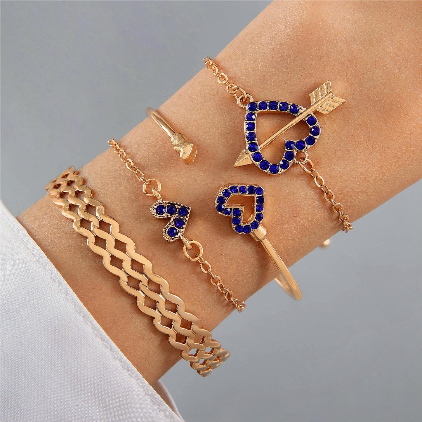 4pcs Blue Flower Love Butterfly Bracelet Set With Rhinestones Design Valentines Day Overview: Unique design, stylish and beautiful. Good material, comfortable wear. A variety of colors, any choice. Product information: Material:Alloy Processing: Electropl