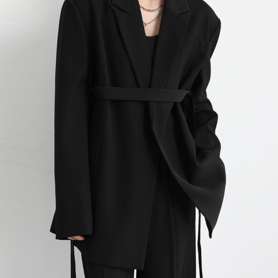 Mid-length Draped Blazer With Flutter StrapsWomen's Suits Product information: Material: Polyester Style: Princess Style Colour: Black jacket, white jacket, black set, white set Size Information: Size: S/M/L/XL Packing list: Jacket*1/ Jacket*1 Trousers*1
