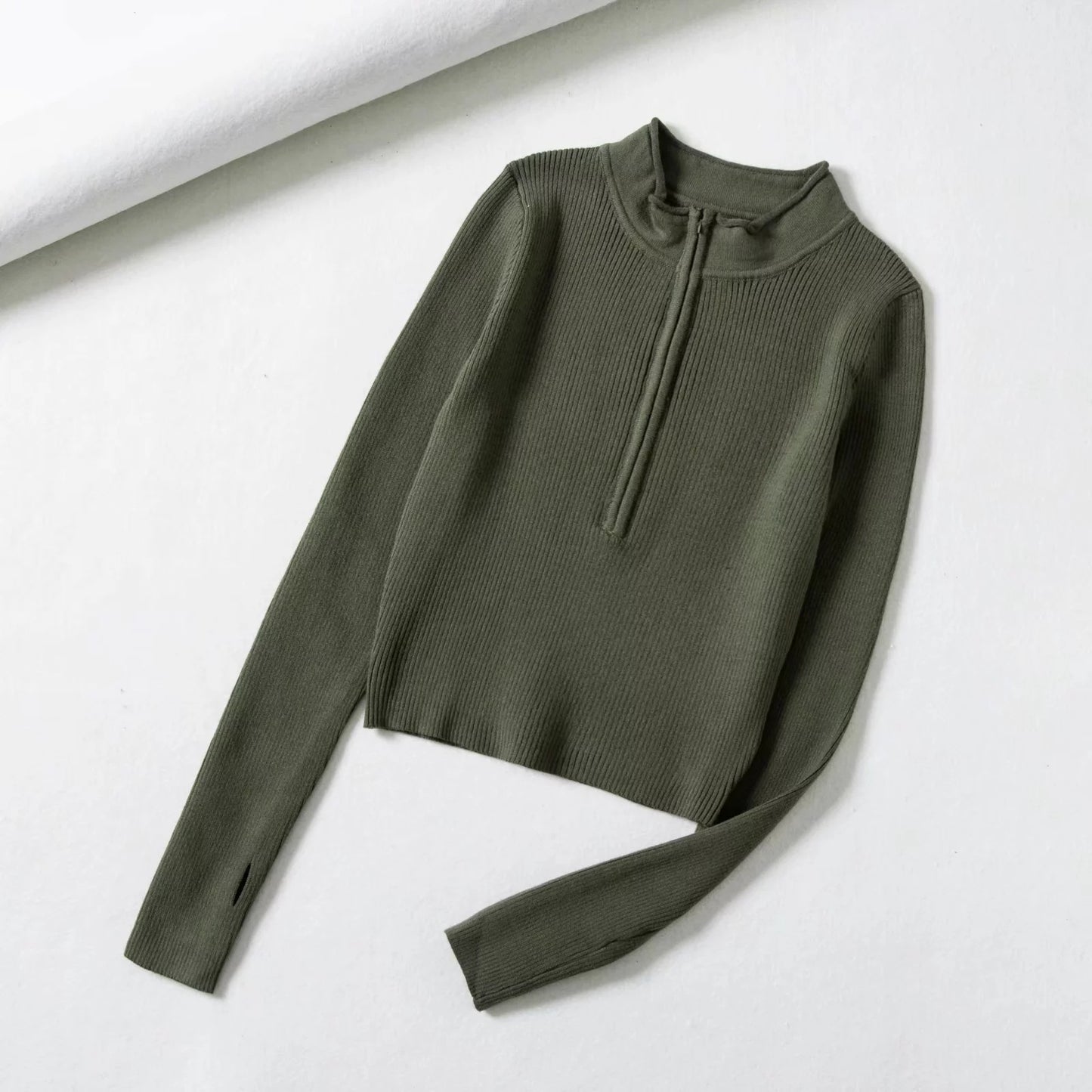Half Zipped Stand Collar Midriff Outfit Skinny Knit Top Product information: Fabric name: Cotton Color: black, green, white, dark gray Main fabric composition: Cotton Size: free size Style type: private clothing socialite Sleeve length: long sleeve Popula