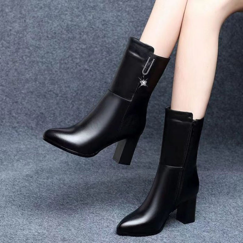 Fleece-lined Thick Women's Shoes Product information: Lining material: artificial velboa Color: Black single liner, Black Heel shape: short stout heel Size: 35, 36, 37, 38, 39, 40 Sole material: rubber Toe bracket shape: Tip Shoe Upper material: Satin Wea