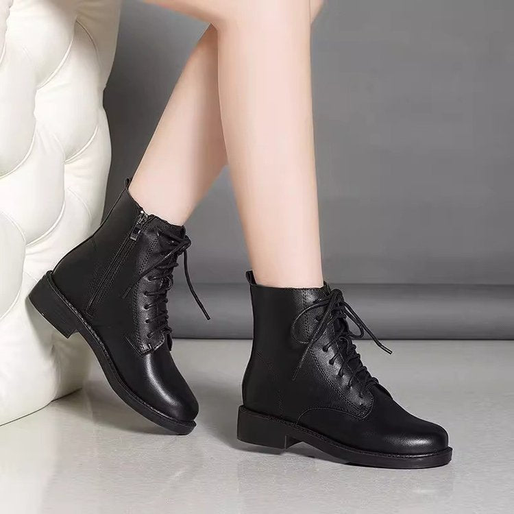 Dr Martens Boots Women's British Style Thick Bottom Product information: Color: black, black plus Velvet Heel height: mid heel (3-5CM) Size: 35, 36, 37, 38, 39, 40 Sole material: rubber Toe holder shape: round head Shoe Upper material: artificial pu Weari