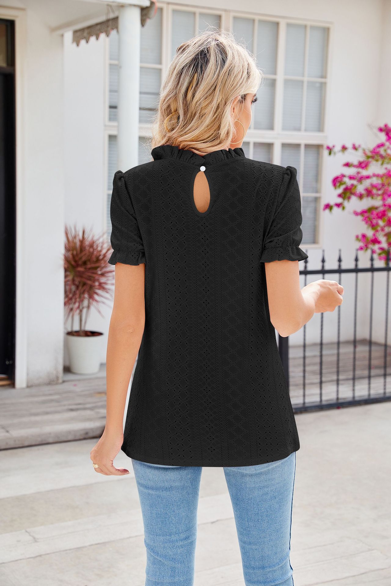 New Fashion Lacework Round Neck Top Summer Puff Sleeves Hollow Design Loose Pleated T-shirt For Womens Clothing Product information: Material:Polyester+Elastane Style:Fashion Simple Features:Solid color Color:picture color Size Information: Note: 1. Asian