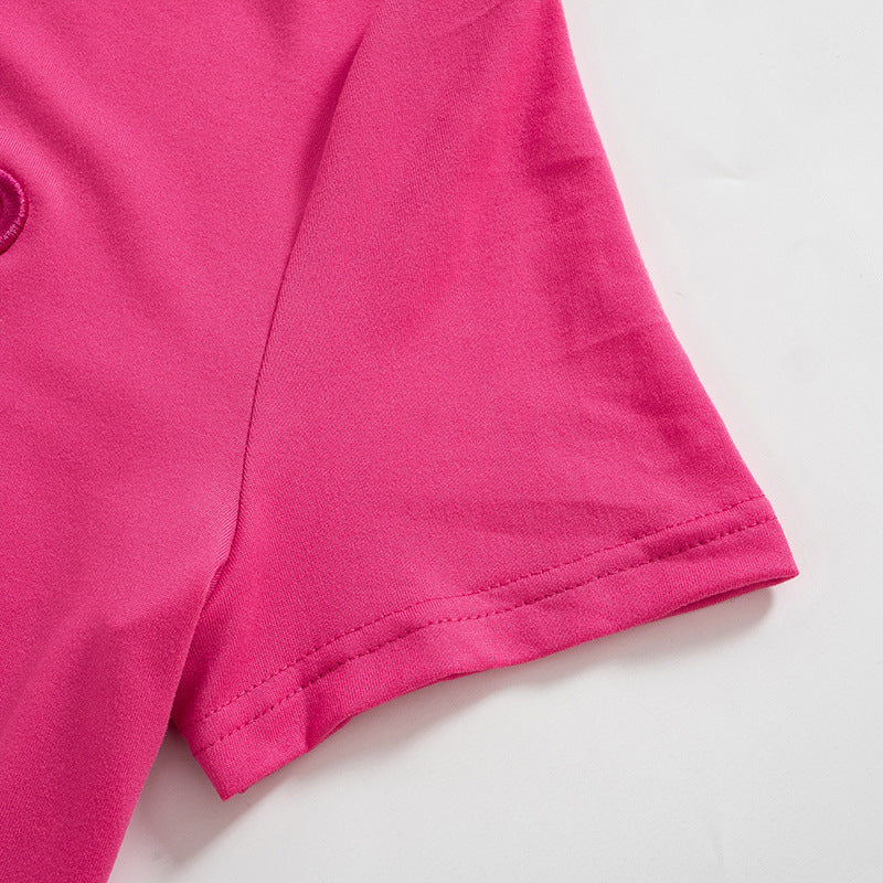 Heart-Embroider Bodycon Mini Dress Step out in confidence wearing the Heart-Embroider Bodycon Mini Dress. Check all the boxes with this stylish number that features a crew neck, short sleeves, slim fit and mini/above knee-length. You’ll never have to worr