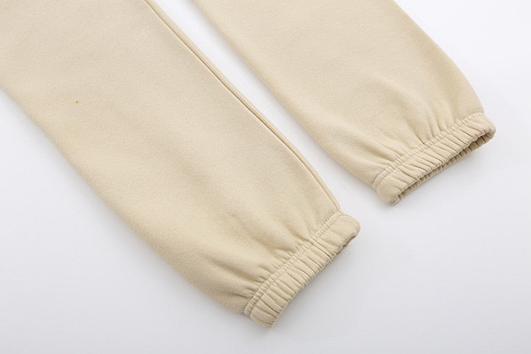 Reflective Print Sweatpants Reflective print sweatpants are a popular fashion trend that combines comfort and style. These sweatpants are typically made from high-quality cotton fabric, making them comfortable to wear during autumn or any season. The refl