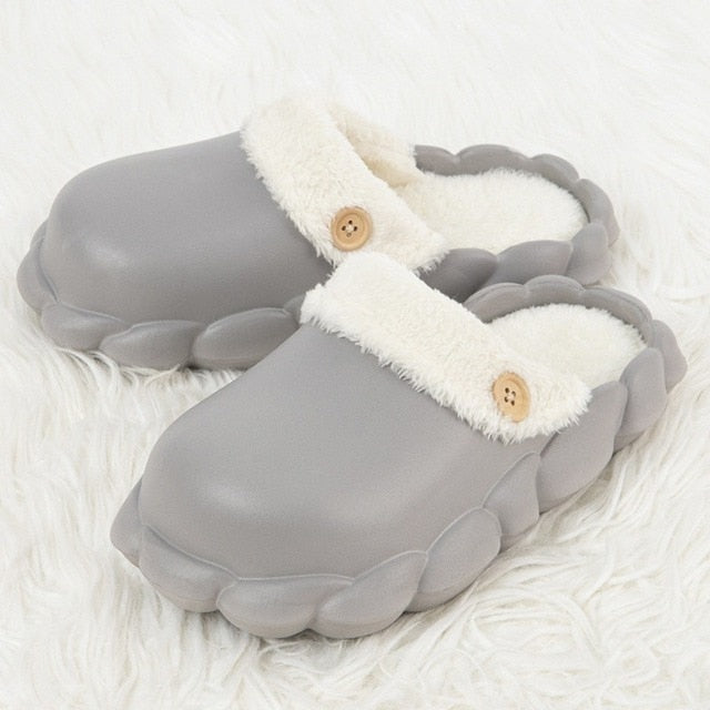 Non-Slip Furry Shark Slides Introducing the Non-Slip Furry Shark Slides – the perfect footwear for any occasion! These slippers are made from waterproof materials and boast non-slip soles, making them ideal for use both indoors and outdoors. Crafted with