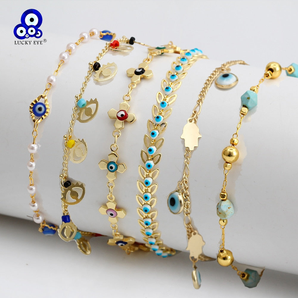 Charm Bracelet Introducing the Charm Bracelet! This beautiful bracelet is made of high quality materials, including copper, pearls, and natural stones. It's the perfect accessory to add a touch of elegance to any outfit. The Charm Bracelet is also a great